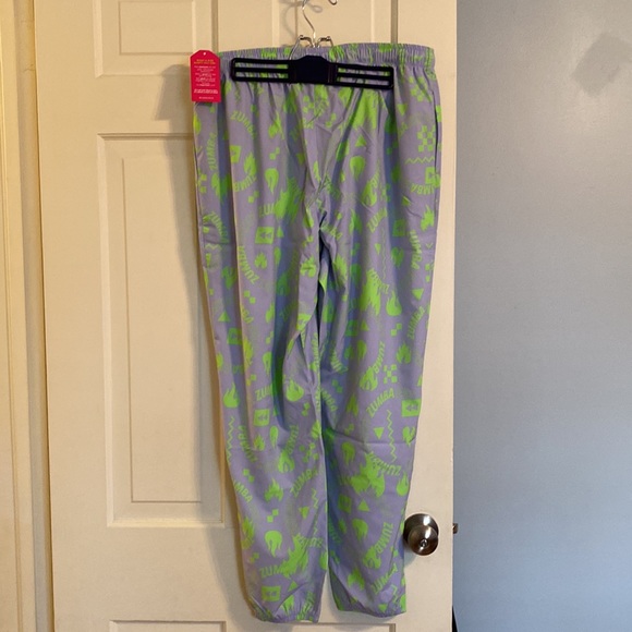 Zumba Wear lightweight sweatpants, size L, lavender and green - Picture 4 of 4